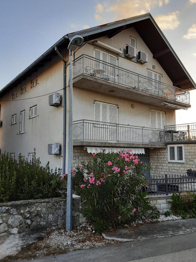 Primasrima Apartments Vodice Exterior photo